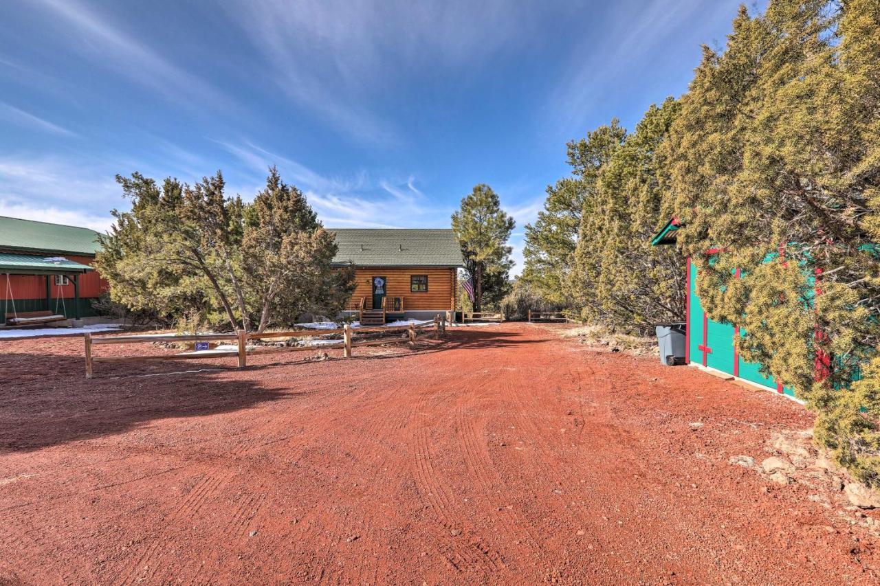Quaint Williams Cabin Near Grand Canyon Exteriör bild